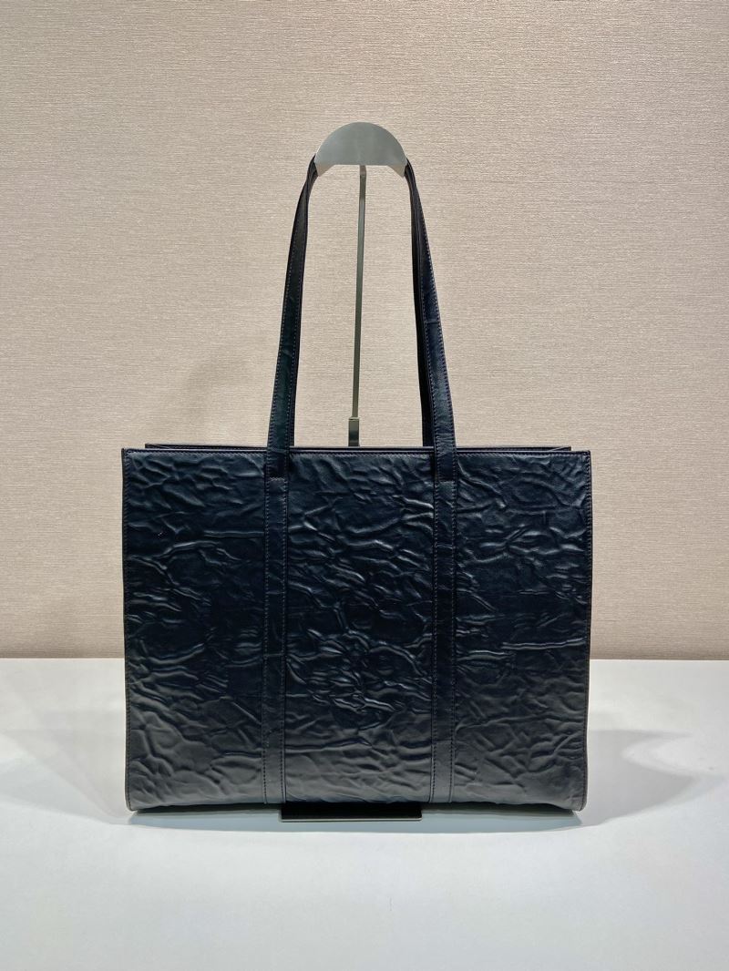 Pra*a tote bags